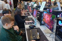 trioler-fruehjahrsmesse-25_pineapps-esports-22-scaled