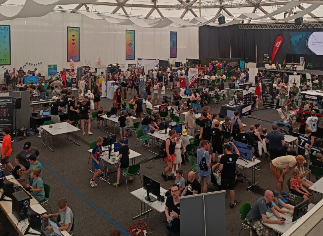 gamers heaven 2025_pineapps (9)